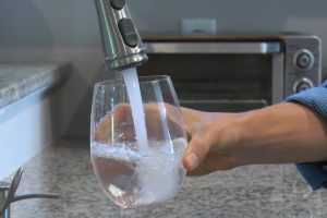 How to Test Your Water Quality at Home Without Using a Kit